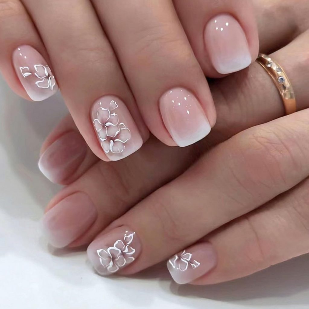 Short Press on Nails Square Fake Nails with Flower Designs Spring French False Nails